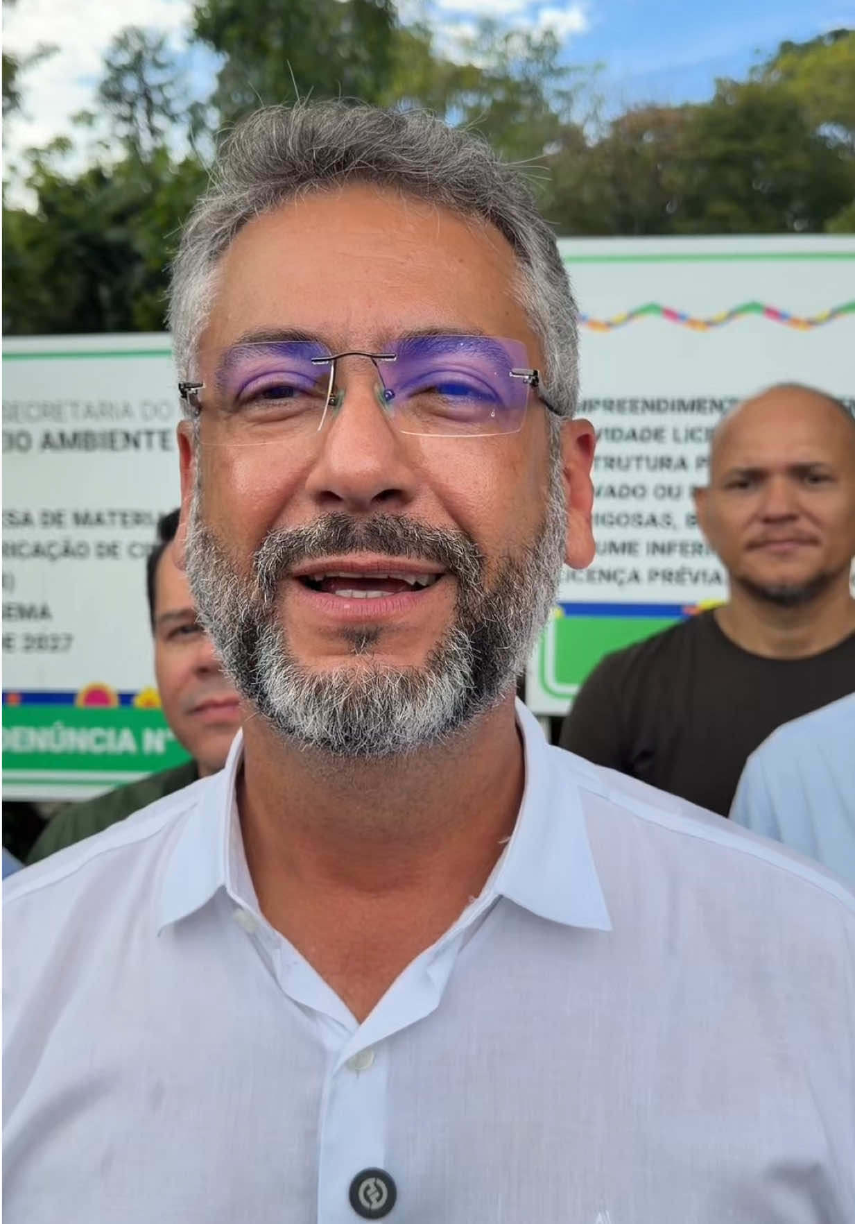 @Clécio Luis