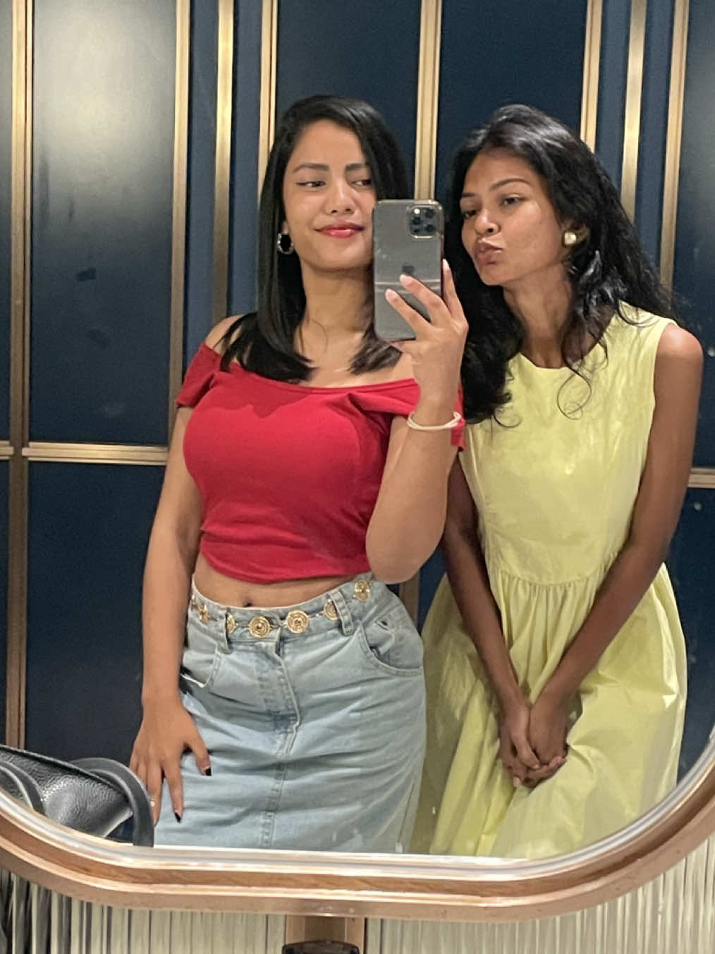 @Pravini Kotigampalaarachi