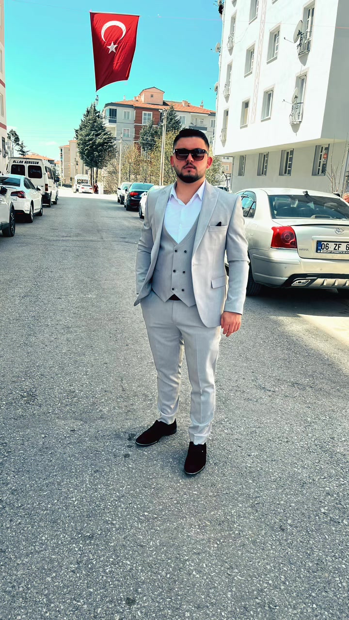 @emir.kasnakci