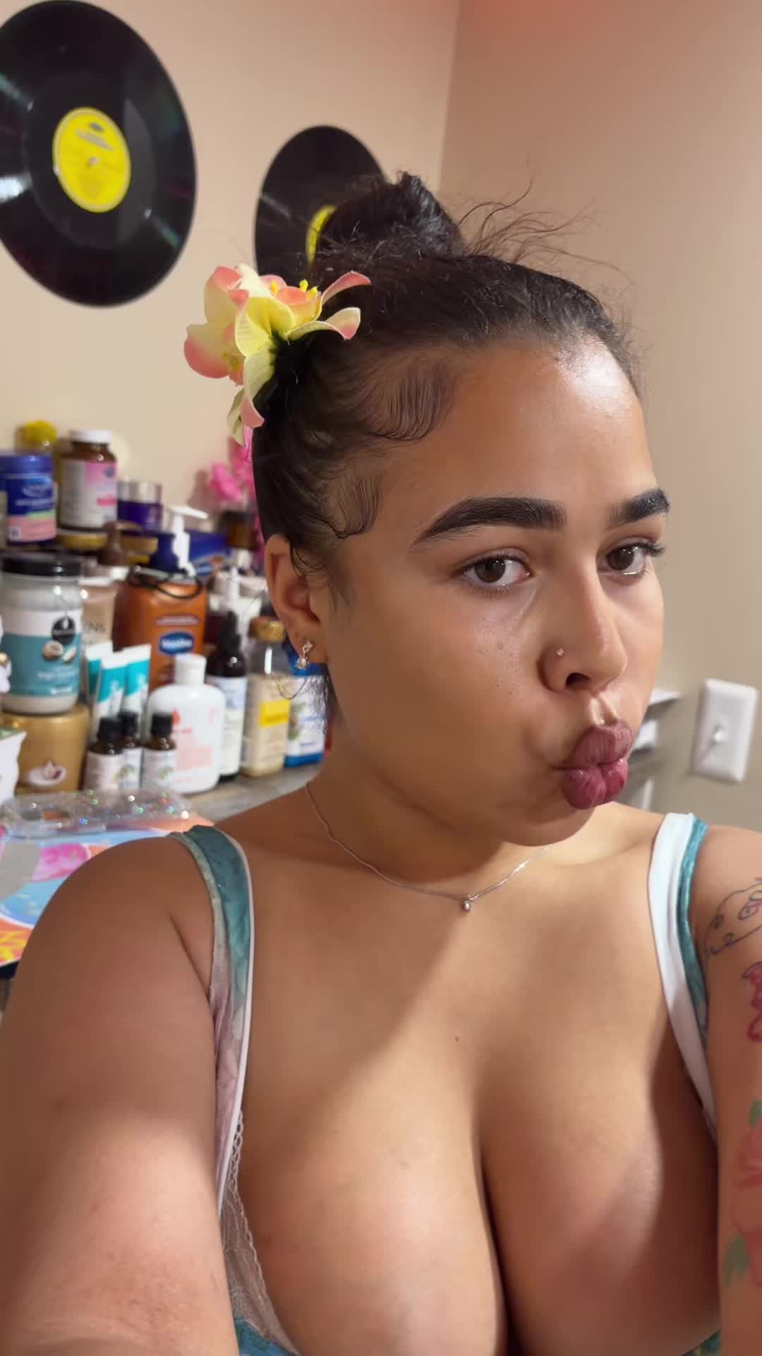 @weluvnyyy