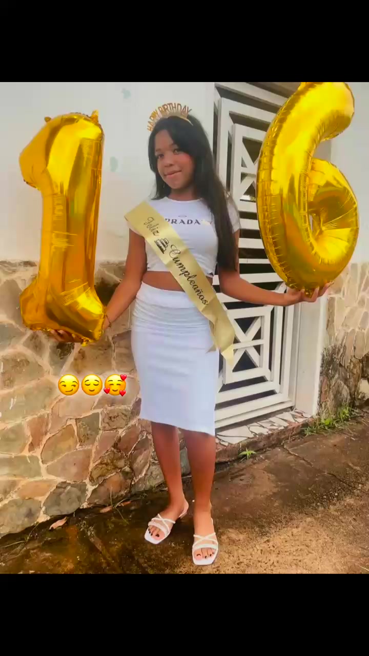 @Dessire García 👸🏻😻