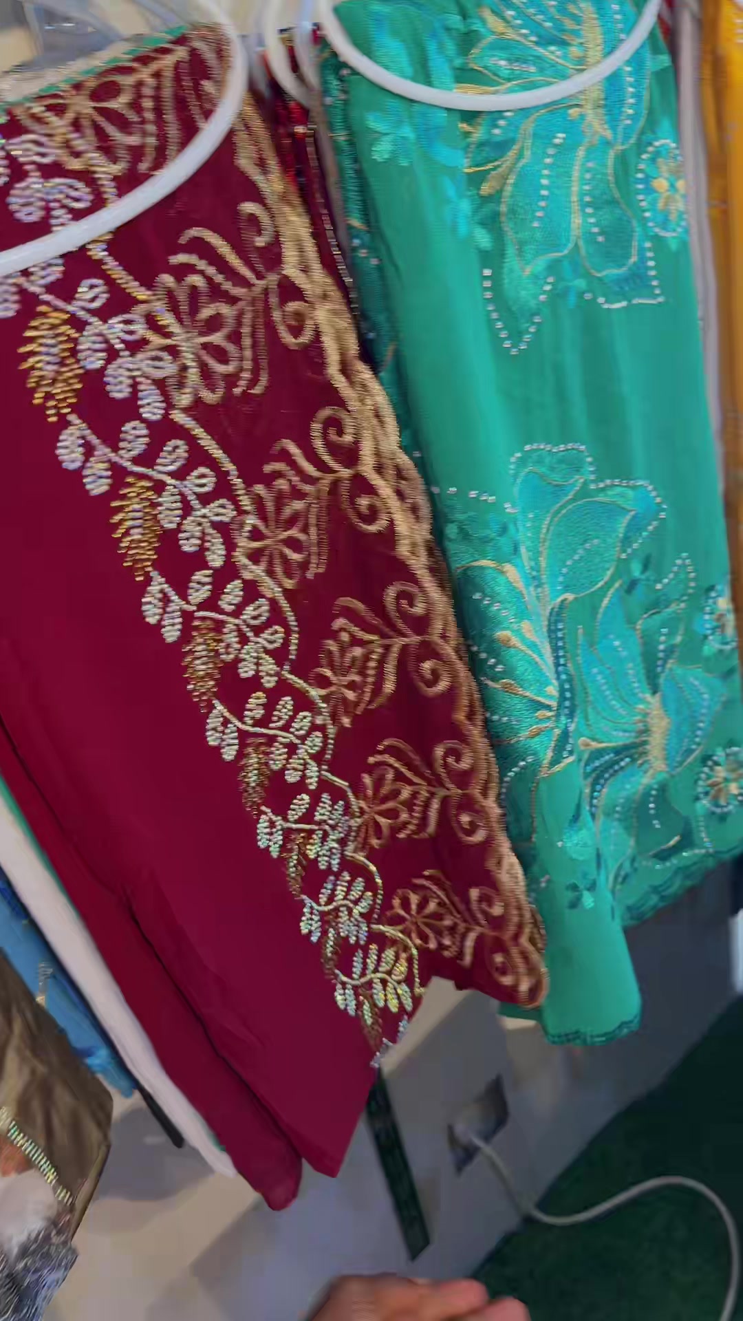 @jayscarf_store
