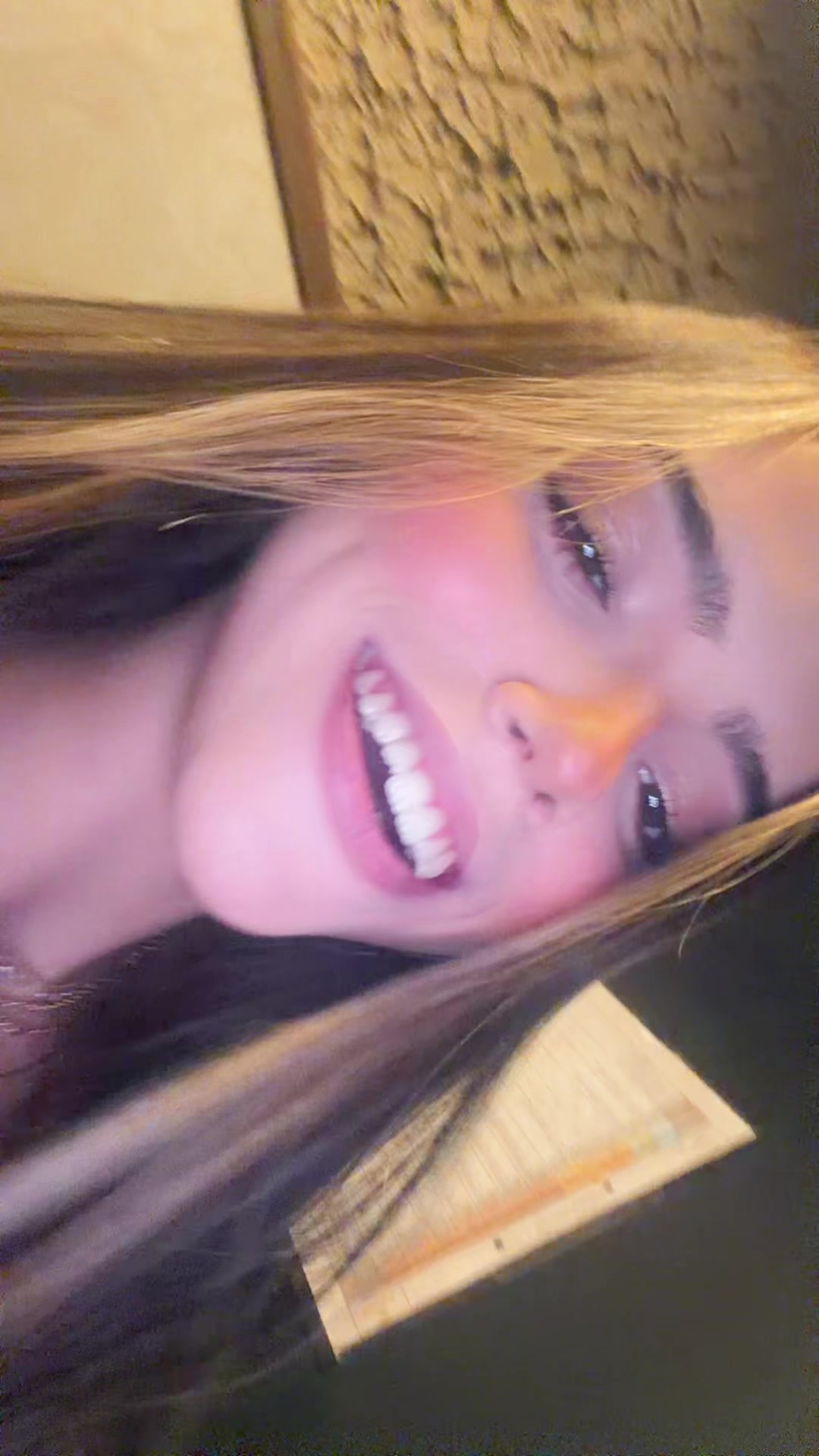 @Anna J&uacute;lia