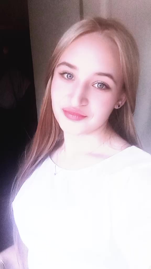 @_Vrăjitoarea Lunii_