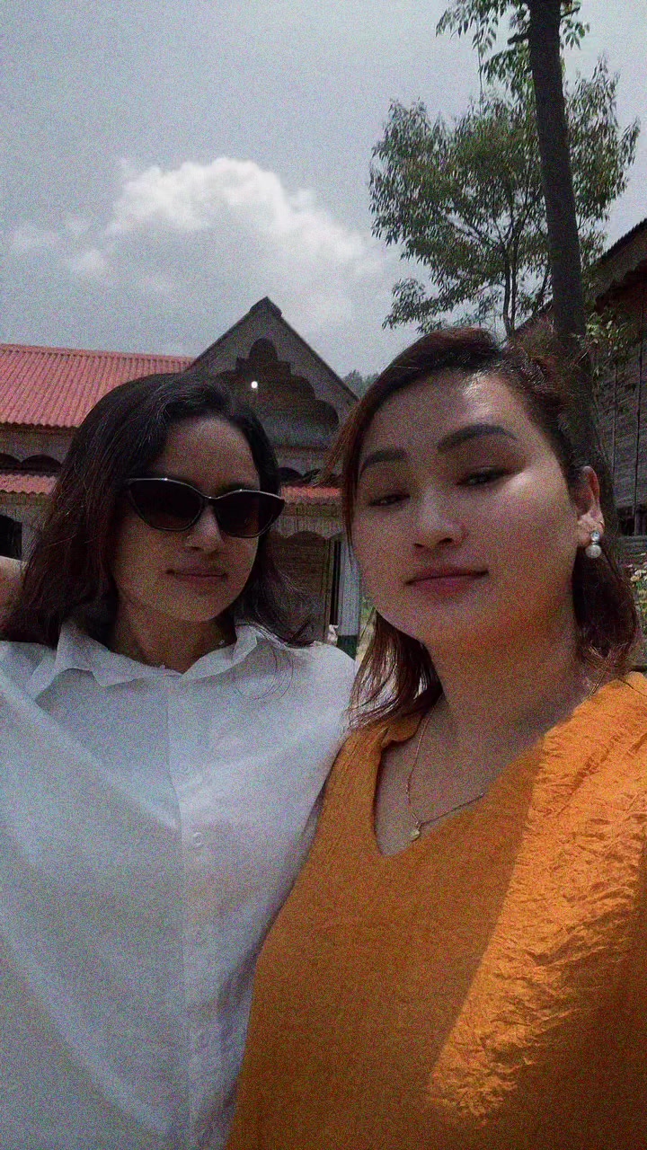 @Sophiya@y0njan🥰