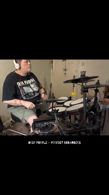 @𝑪𝒉𝒓𝒊𝒔𝒕𝒊𝒏𝒂𝑫𝒓𝒖𝒎𝒔🥁