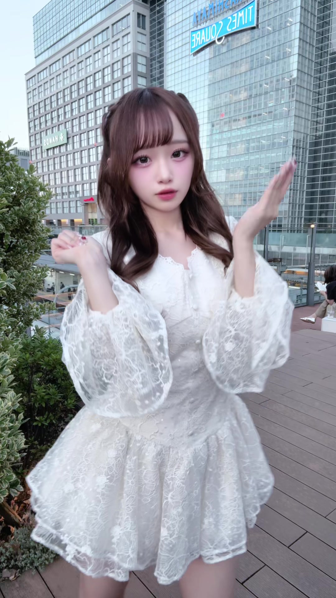 @にしのありさ