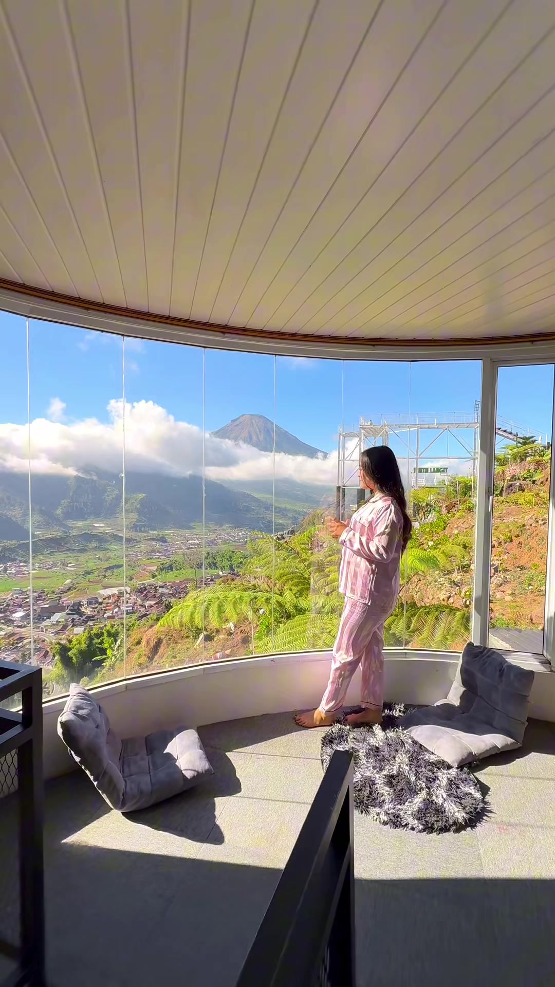 @Villa pintu langit