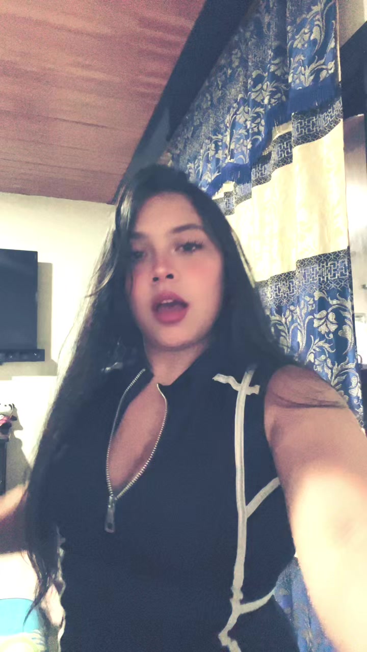 @Carolcast 🖤