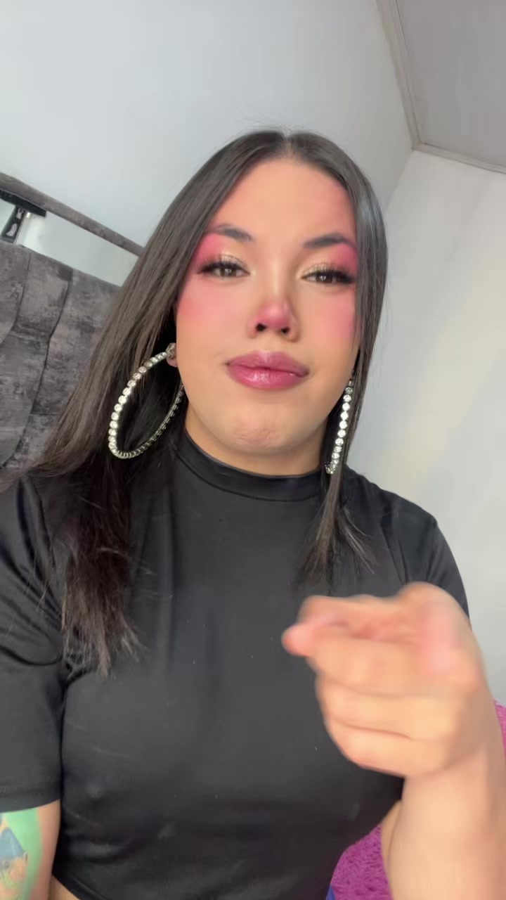 @Ashleyjhoanna18