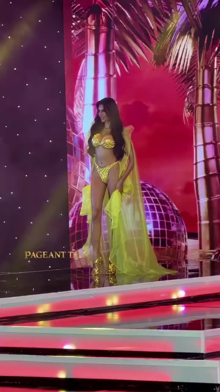 @𝐑𝐀𝐍𝐃𝐄.