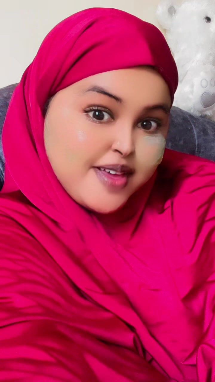 @Queen iftizam 🎀🥀
