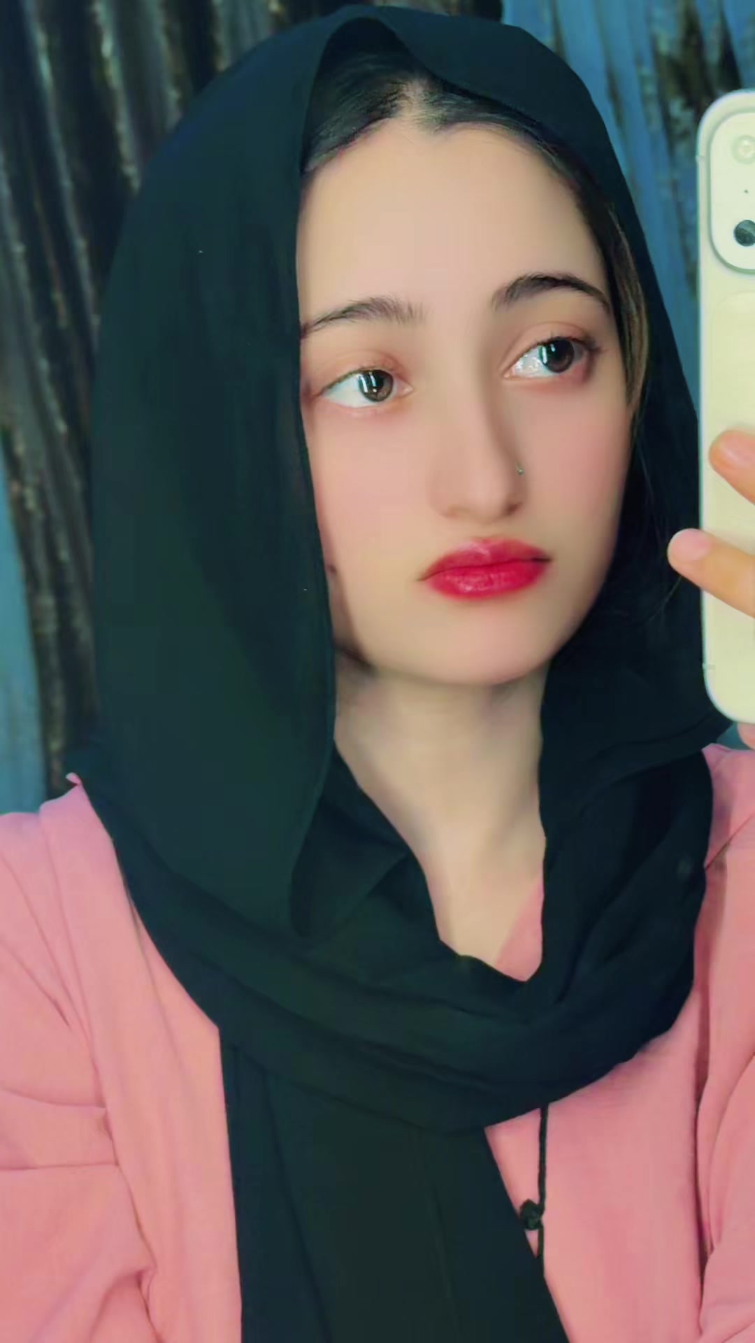 @🦋Ghezal Nazari4. 👑
