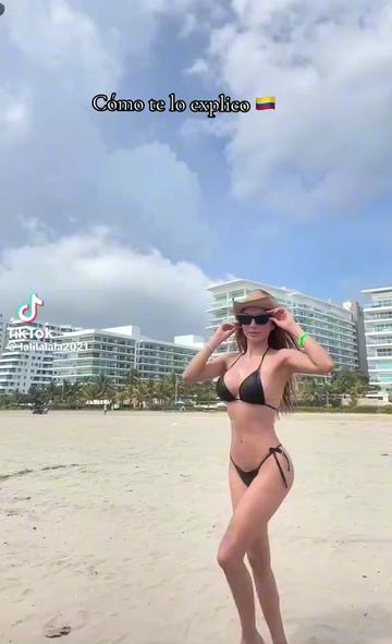 @LaPenguin
