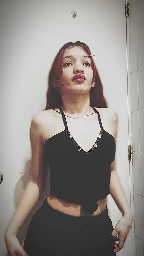 @Vale piña 🍒
