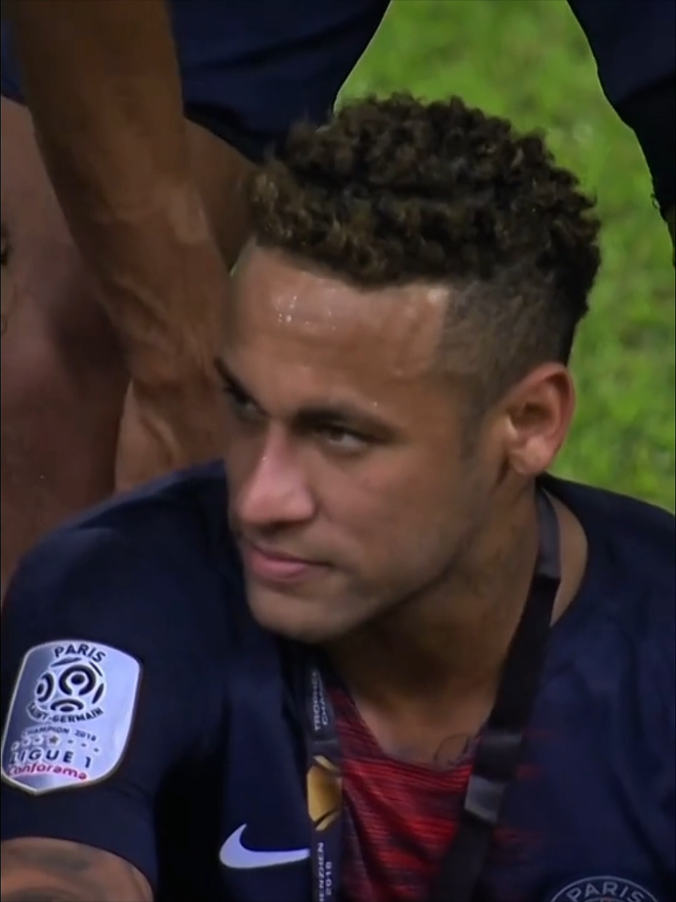 @Njr fake