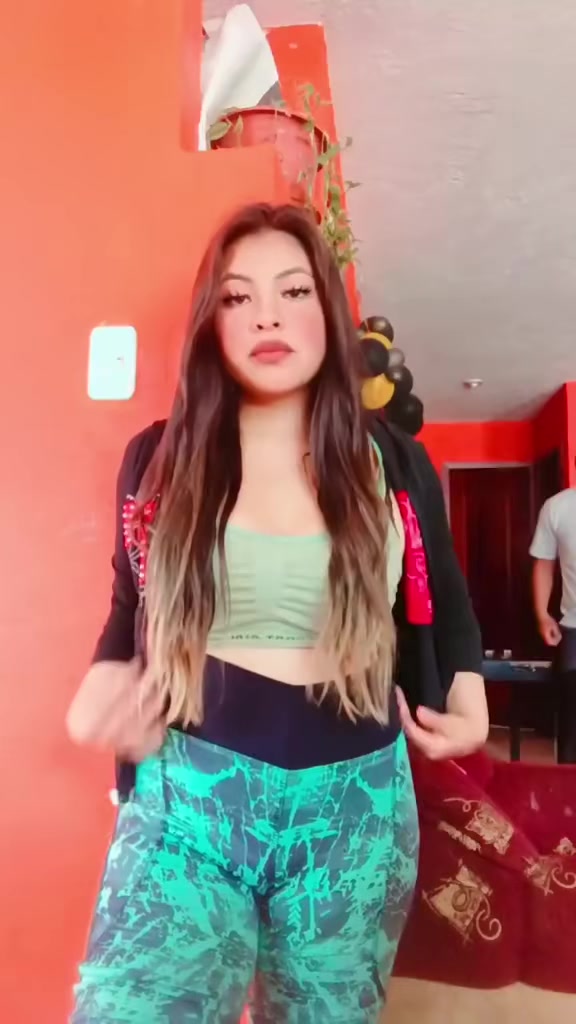 @Abigail Dayana