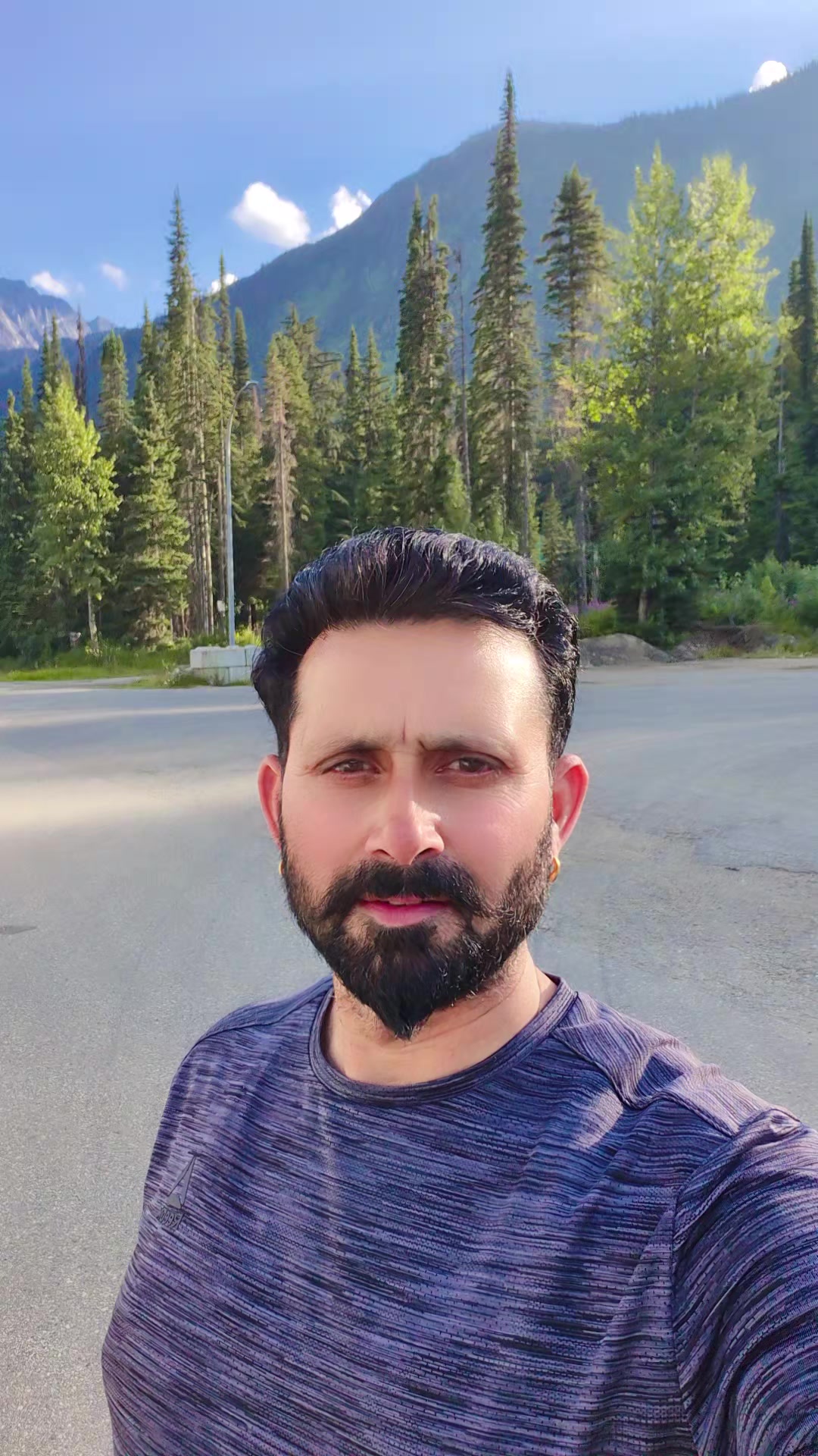 @Lucky ਮੁੰਡਾ 👍🍁🍁🍁SURREY