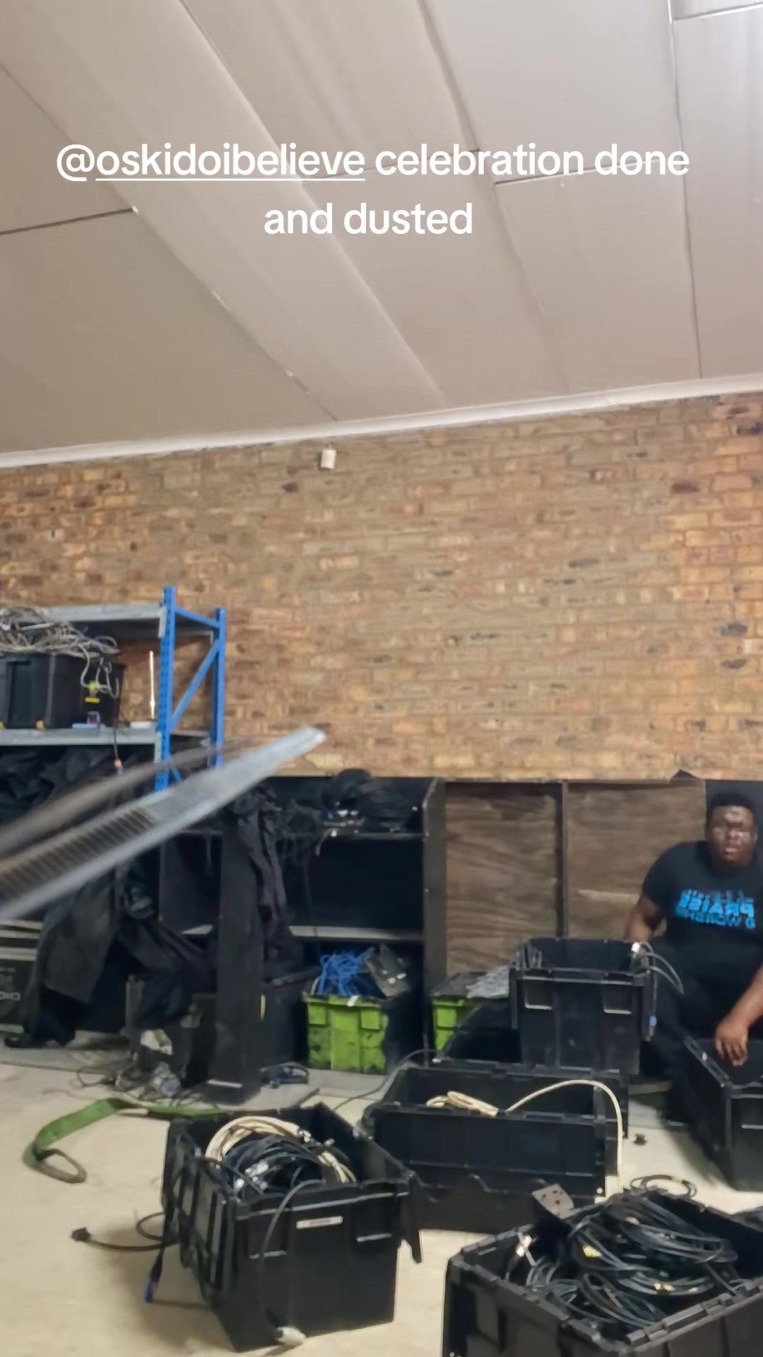@de_young_audio_engineer_SA