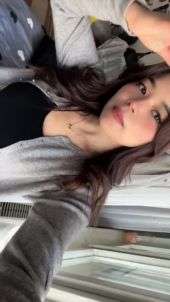 @Ann______e