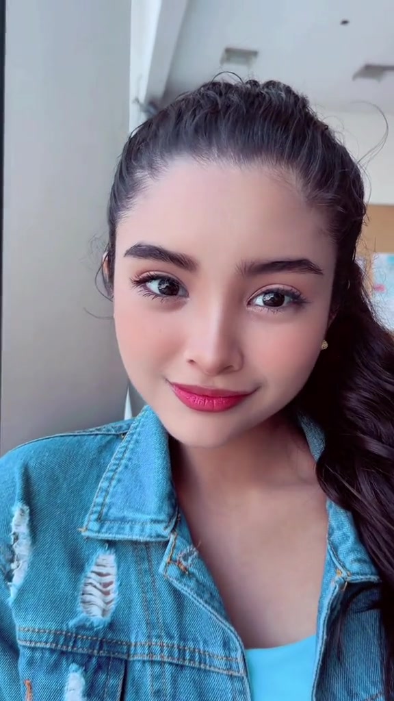 @Valentina