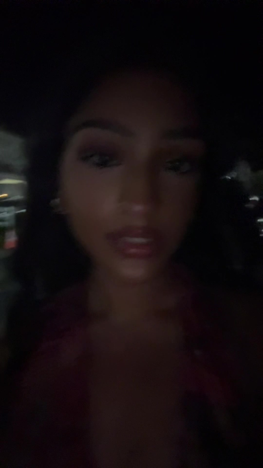 @hiya