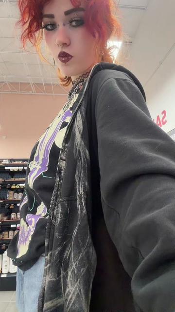 @evrythnginitsrightplce