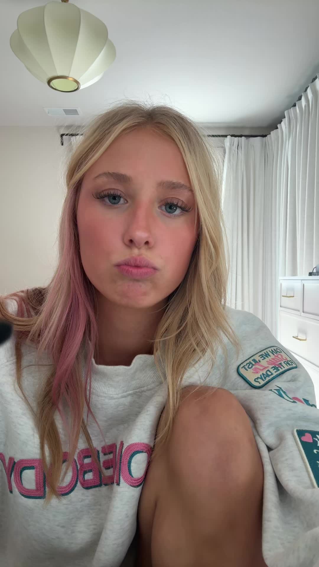 @ellazmanydraftz