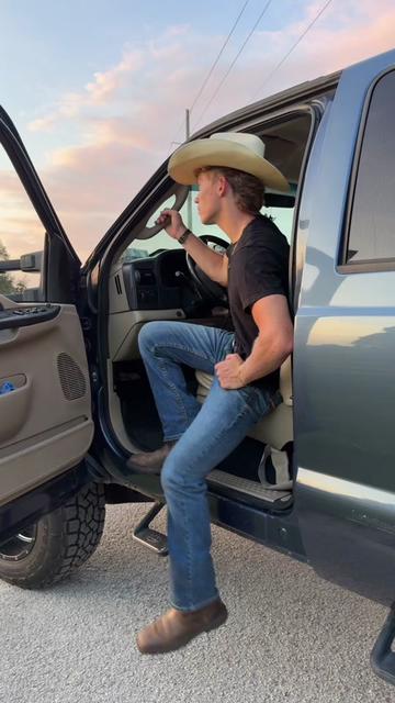@Cowboyredneck