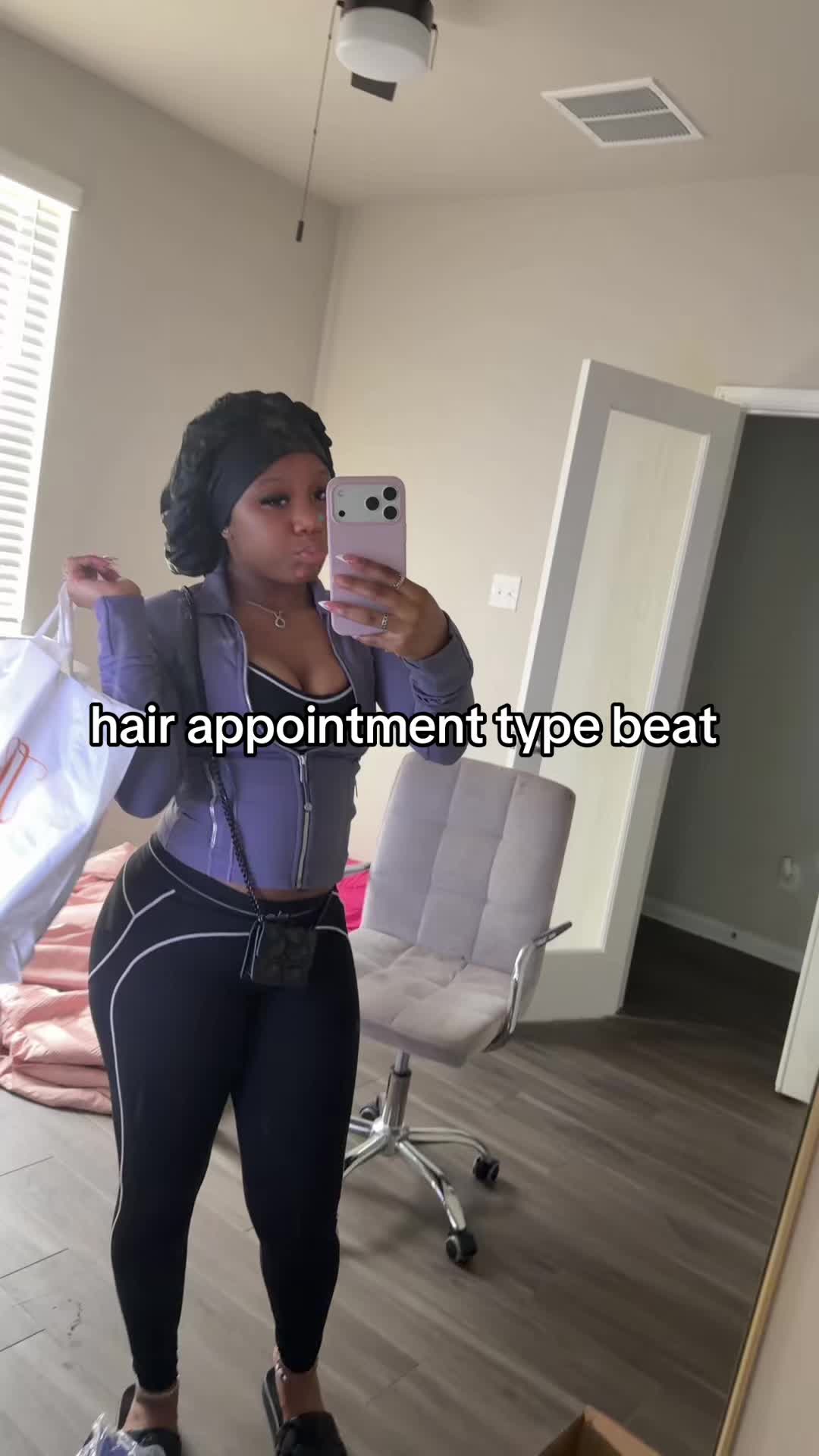 @leahofc._