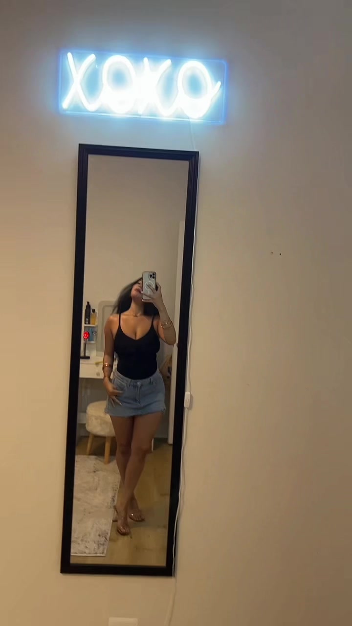 @VALENTINA