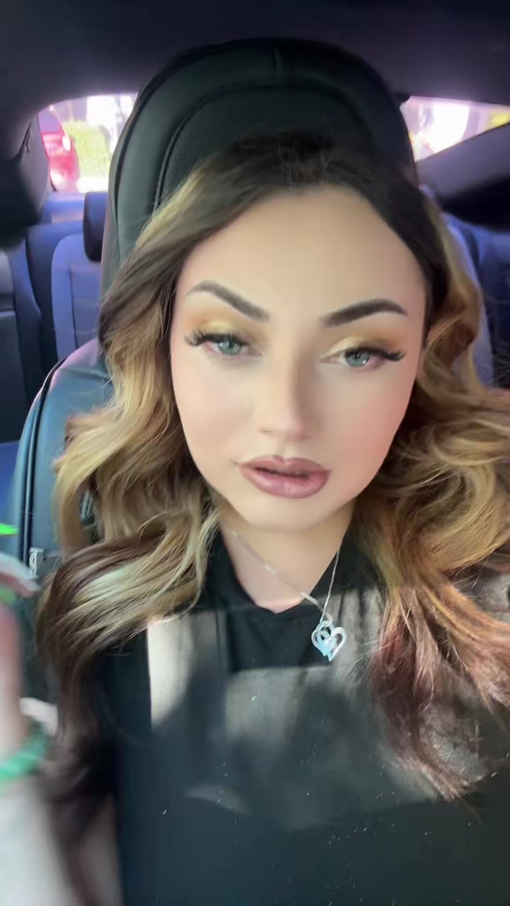 @chichi 𖣂