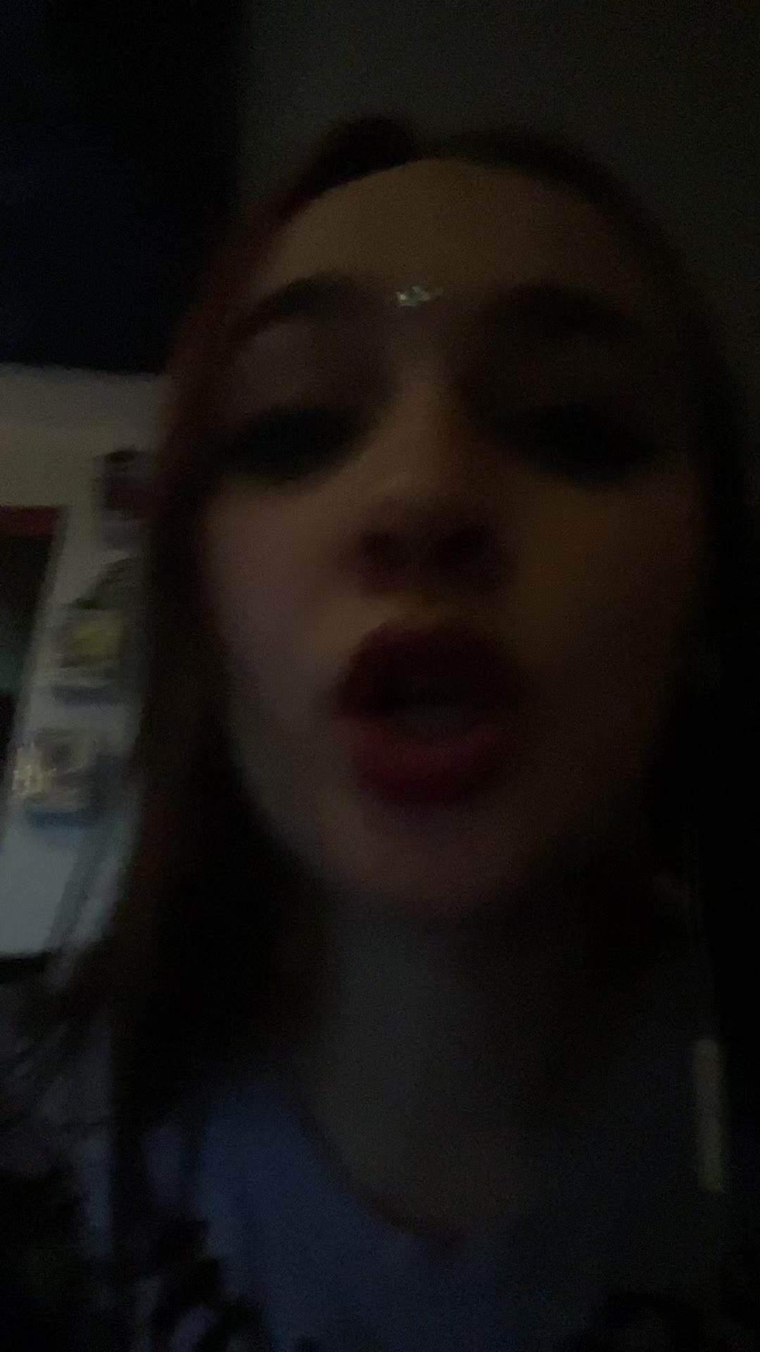 @Hailey
