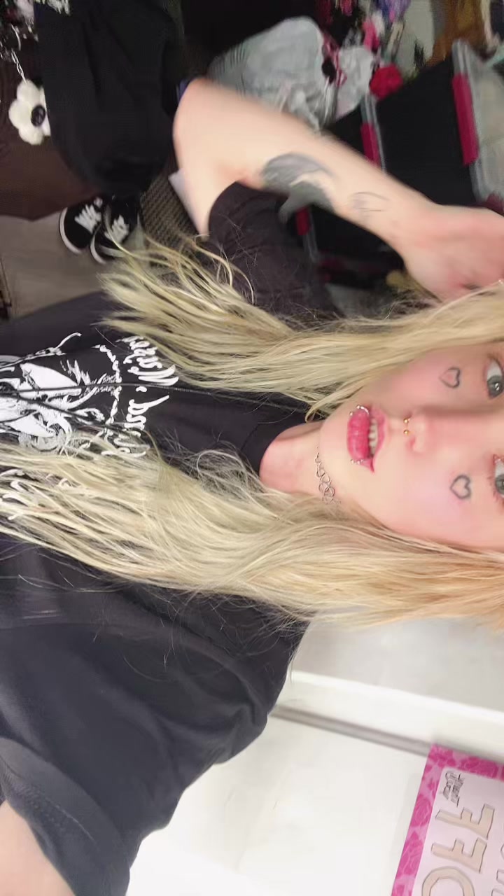 @Gothic Hippie