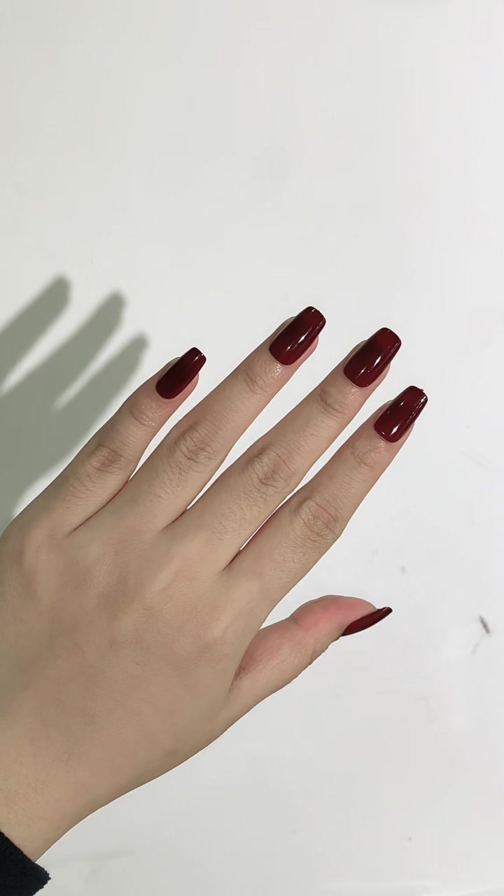 @Molly Nails Ind