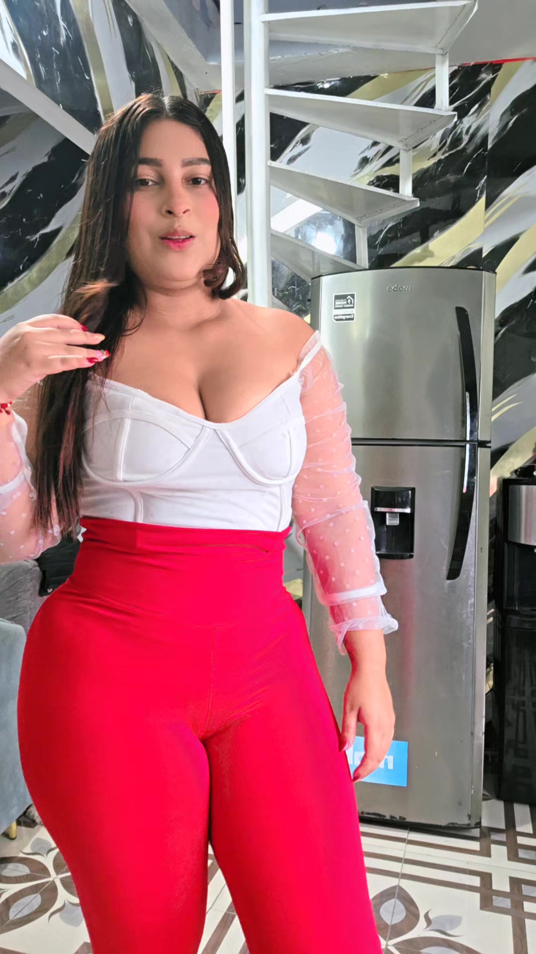 @SELENITA