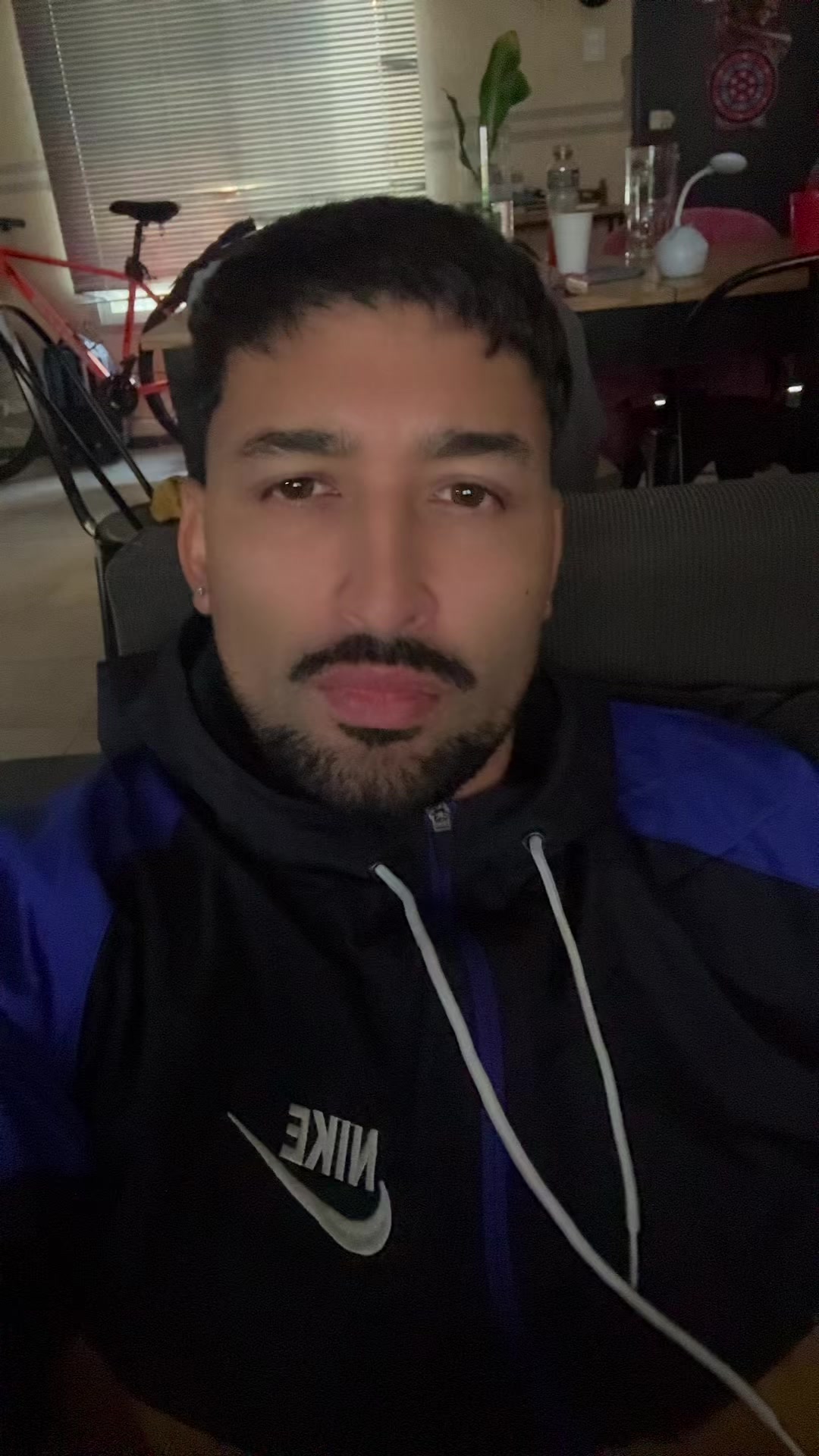 @maxisantoni