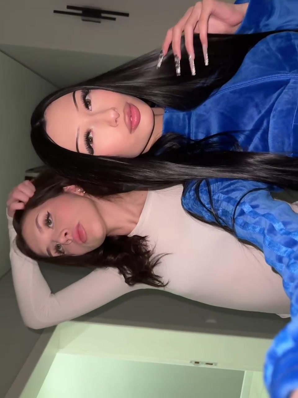 @loyaniv