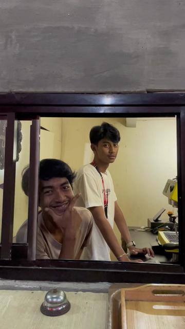 @warungsenilakone