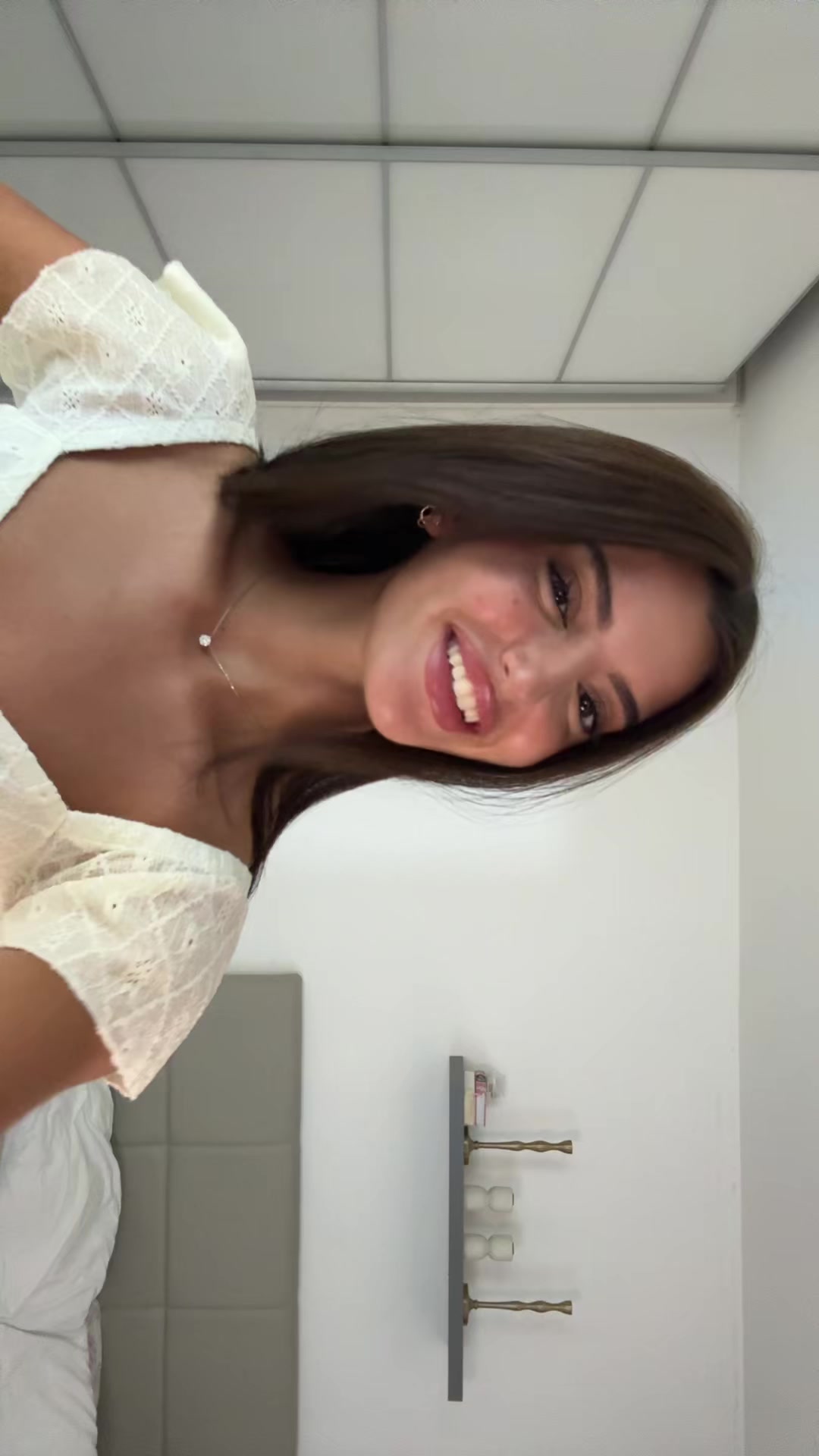 @זאת עם השמלות המפורסמות ✨