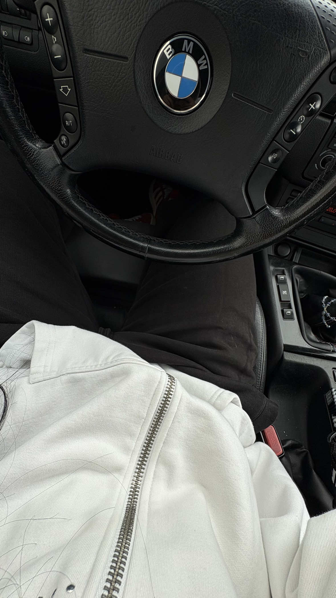 @_anaimamic_