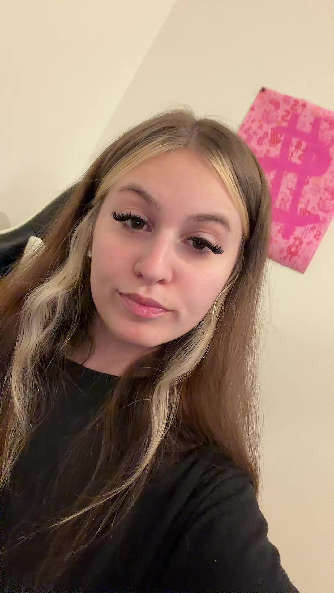 @Lyv