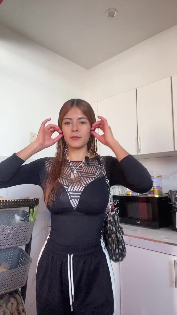 @🫯Alicia Yilina🫯