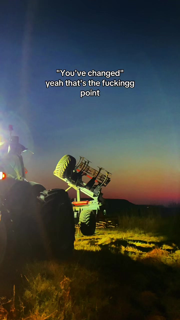 @🌚