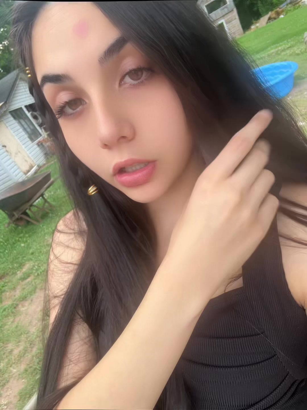 @Häÿłëë Fäłłś 🌸🤍.