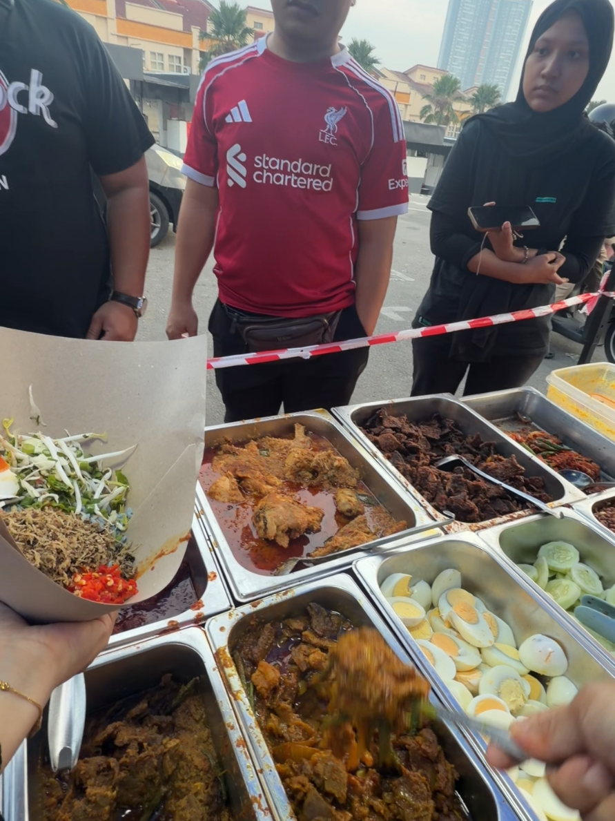 @Nasi Lemak Meletops