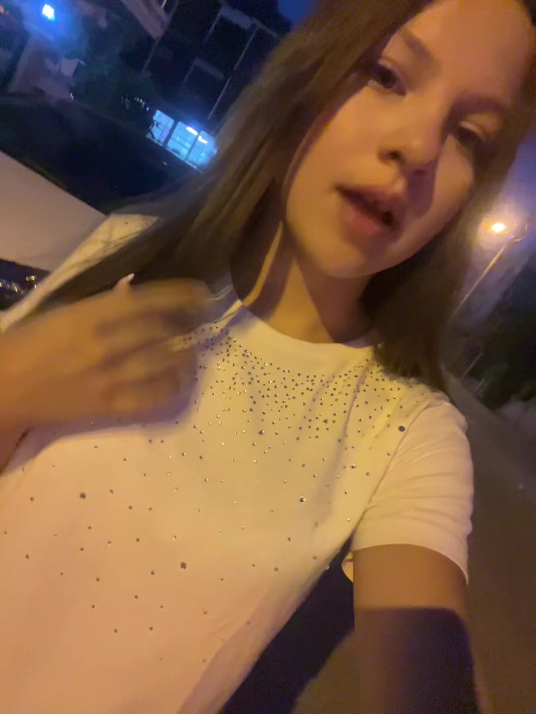 @𝑚𝑒𝑙𝑖𝑠𝑎𝑎
