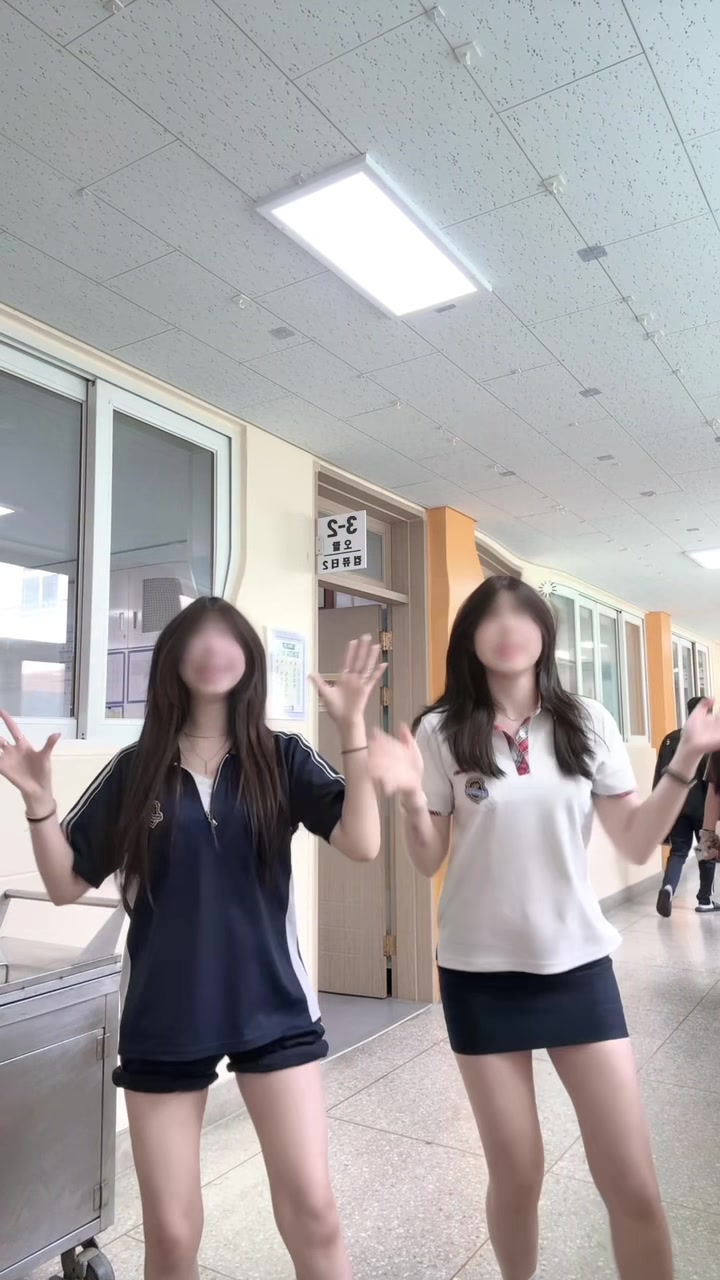 @채류니