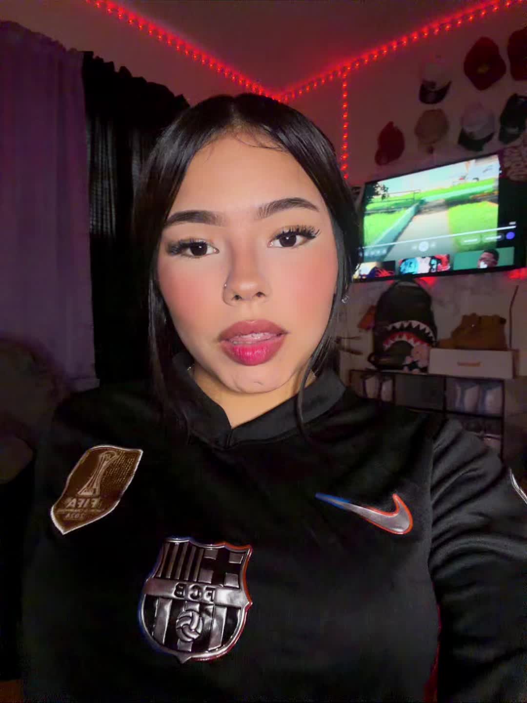 @𝐃𝐚𝐫𝐲♕.