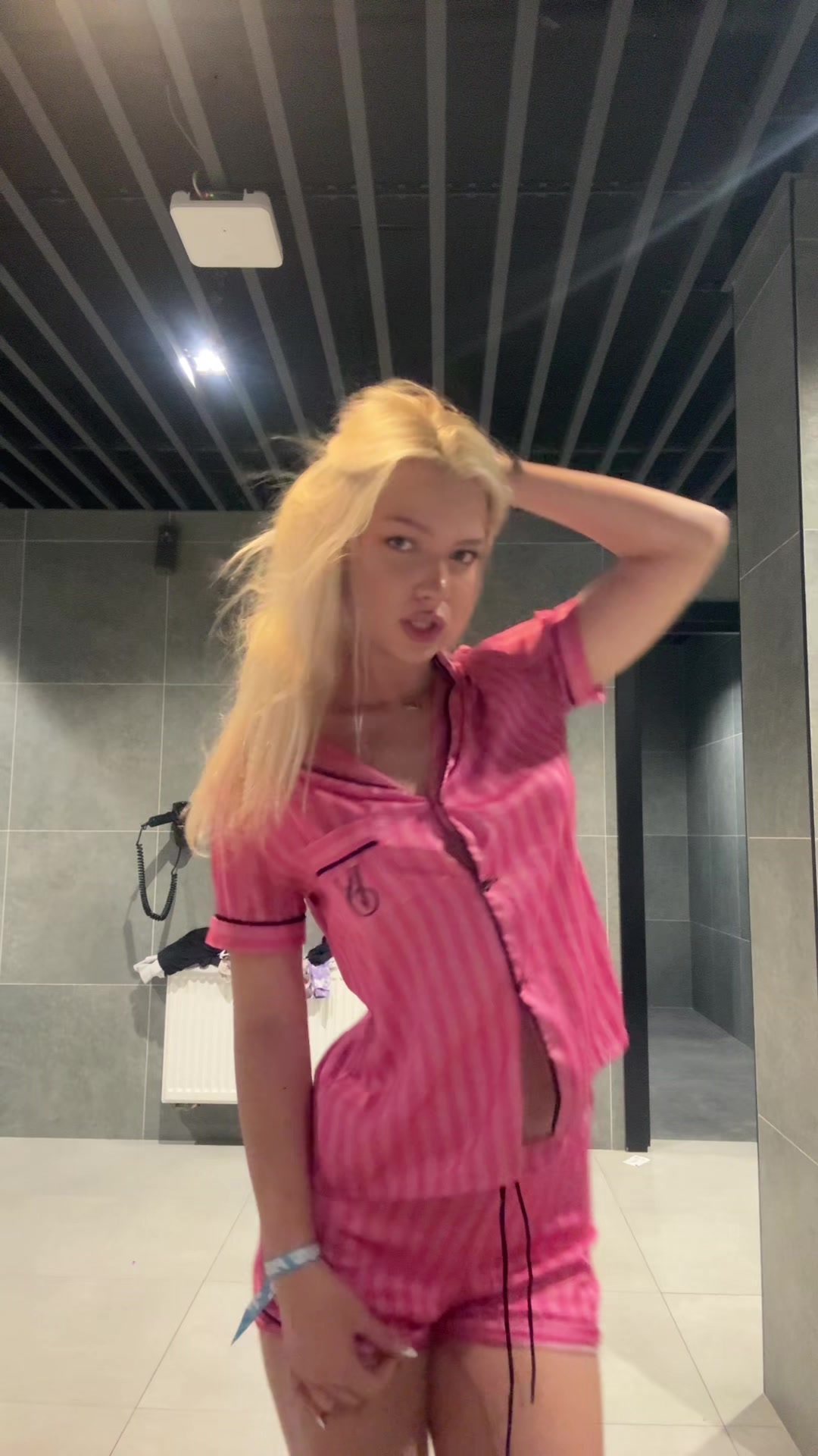 @uh_shellyyy